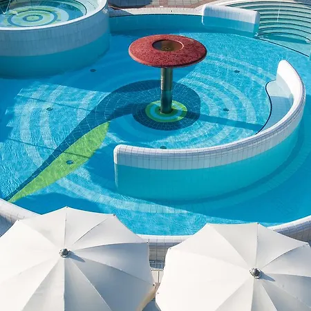 Savoy فندق 5*