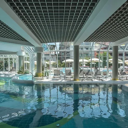 Отель Savoy Градо